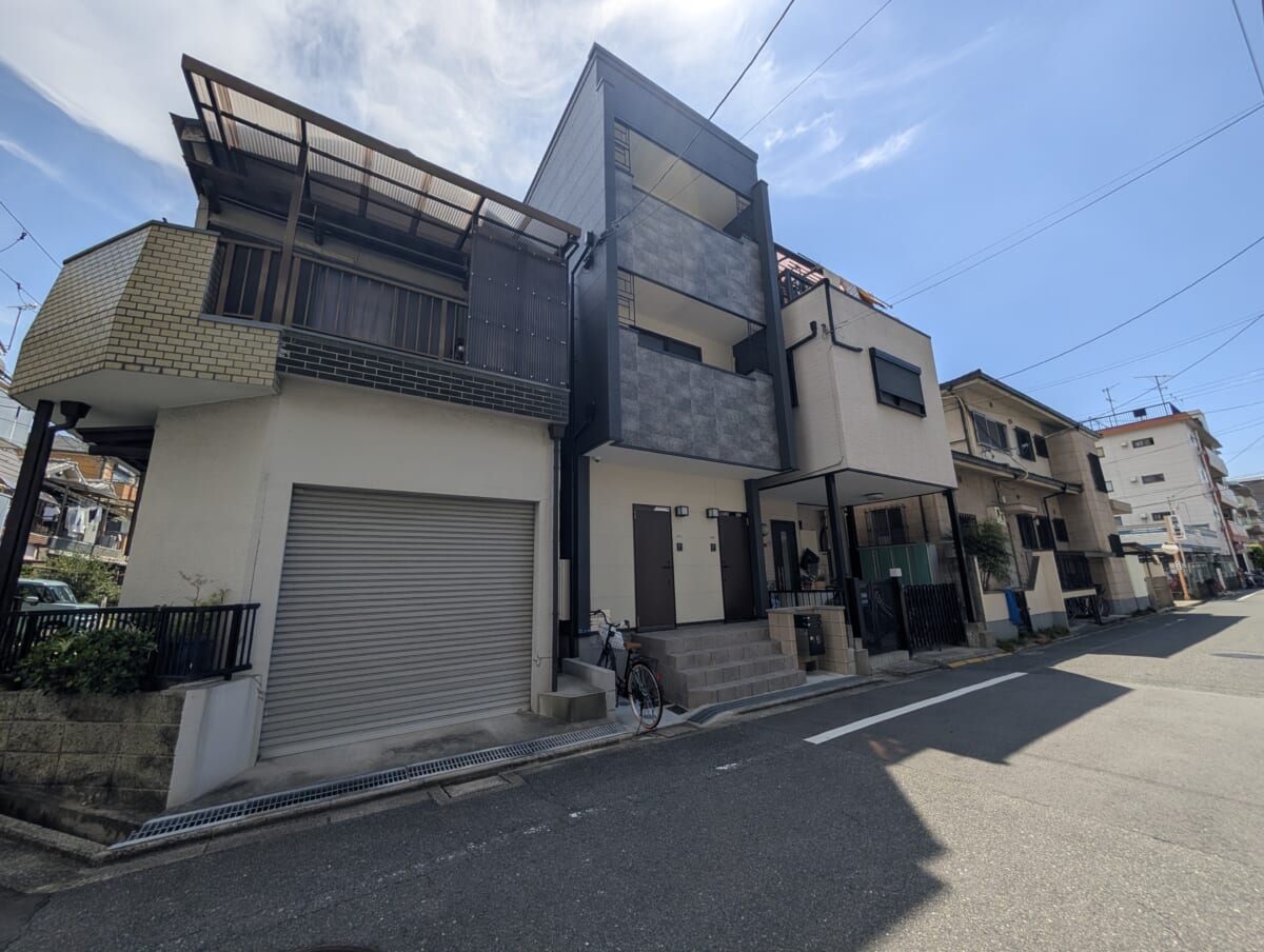 セントレジデンス菊水/京阪エリア/大阪モノレール本線「門真市」駅/1DK/築浅のメゾネットのお部屋です。設備充実、ペット飼育相談